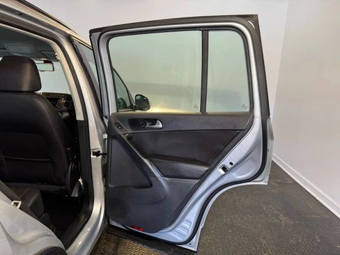 Used 2016 Volkswagen Tiguan S AWD/4WD image 27