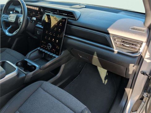 Used 2025 GMC Terrain Elevation image 19