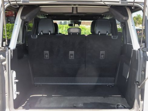 Used 2024 Ford Bronco Outer Banks AWD/4WD image 8
