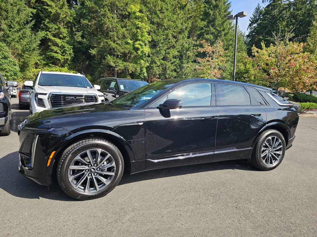 New 2027 Cadillac Lyriq Sport AWD/4WD image 4