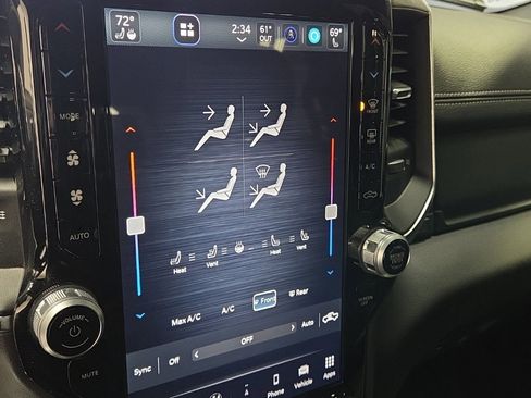 Used 2023 RAM 1500 Laramie image 20