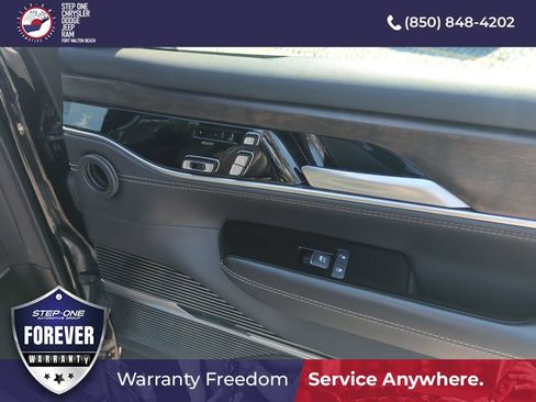 Used 2024 Jeep Grand Wagoneer L 4WD image 37