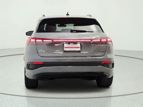 Used 2025 Audi Q4 e-tron Premium Plus w/ Premium Plus AWD/4WD image 6