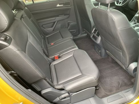 Used 2018 Volkswagen Atlas SE AWD/4WD image 14