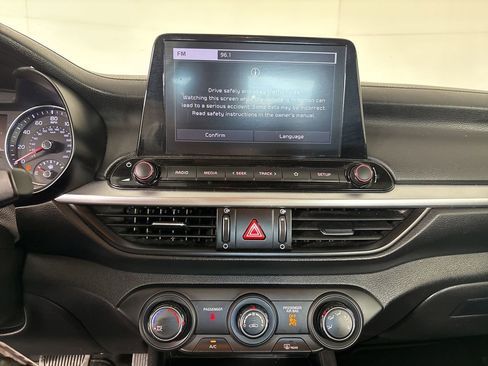 Used 2023 Kia Forte LXS image 14