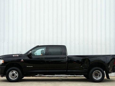 Used 2022 RAM 3500 Tradesman image 7