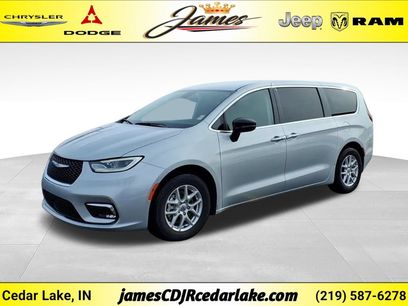Used 2024 Chrysler Pacifica Touring-L