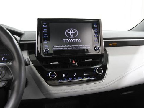 Used 2020 Toyota Corolla SE image 9