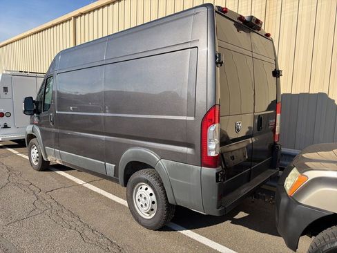 Used 2018 RAM ProMaster 2500 image 3