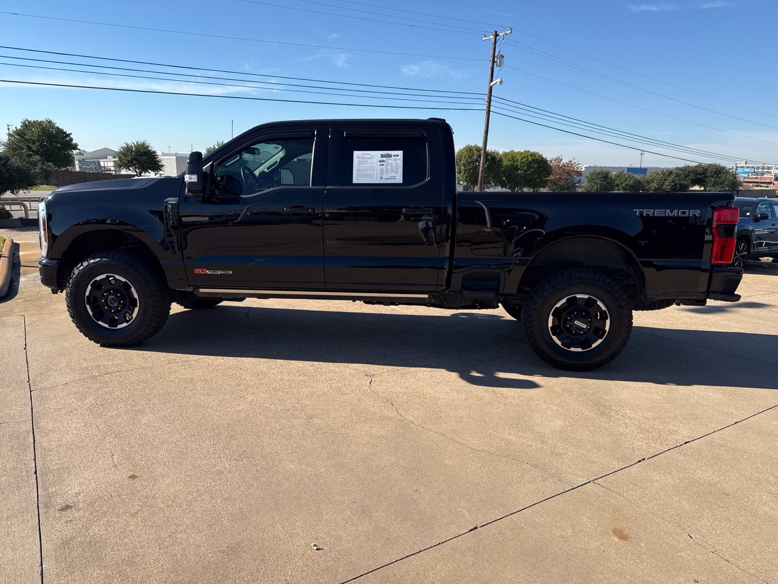 Used 2025 Ford F250 Lariat w/ Lariat Ultimate Package AWD/4WD image 4