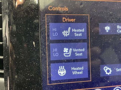 Used 2019 Jeep Grand Cherokee Overland image 23