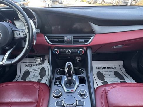 Used 2020 Alfa Romeo Giulia w/ Quick Order Package 22K Sport image 20