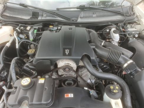 Used 2003 Lincoln Town Car Signature image 27