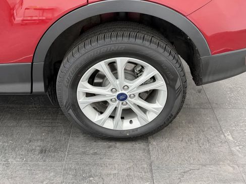 Used 2018 Ford Escape SEL image 25