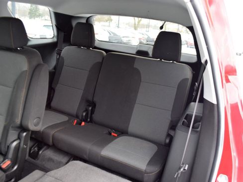 Used 2019 Chevrolet Traverse LT w/ LPO, Floor Liner Package image 33