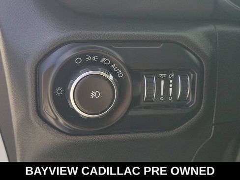 Used 2020 Jeep Wrangler Unlimited Sahara AWD/4WD image 20