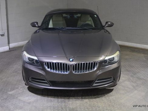 Used 2010 BMW Z4 sDrive35i image 15