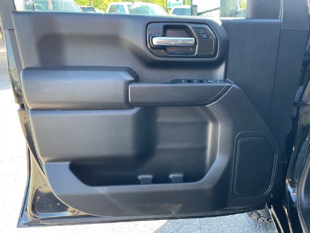 Used 2024 GMC Sierra 2500 Pro AWD/4WD image 9