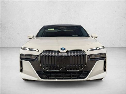 New 2026 BMW 750e xDrive AWD/4WD image 6