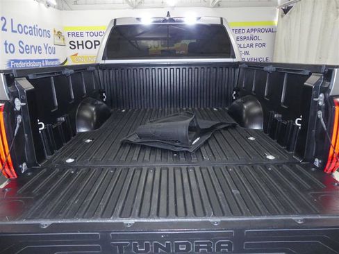 Used 2022 Toyota Tundra SR5 AWD/4WD image 26