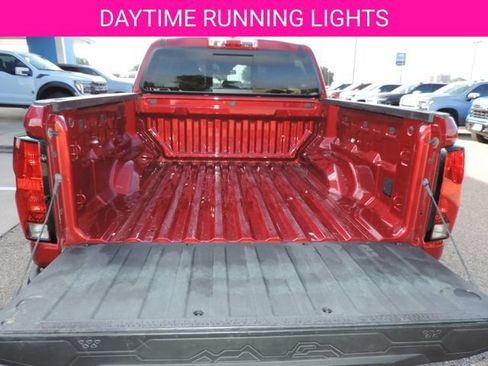 Certified 2024 Chevrolet Colorado Trail Boss w/ Advanced Trailering Package AWD/4WD image 16