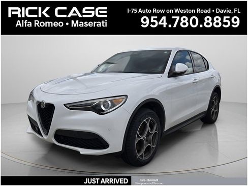 Used 2023 Alfa Romeo Stelvio Sprint RWD image 1