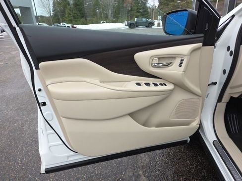 Used 2019 Nissan Murano Platinum image 39
