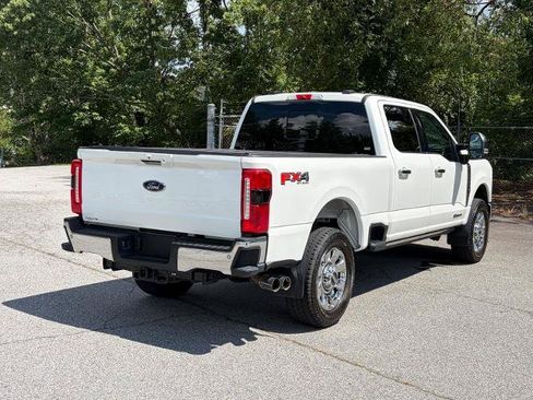 Certified 2024 Ford F250 Lariat w/ Lariat Ultimate Package AWD/4WD image 3