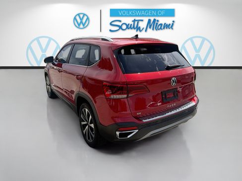 Certified 2023 Volkswagen Taos SE FWD image 5