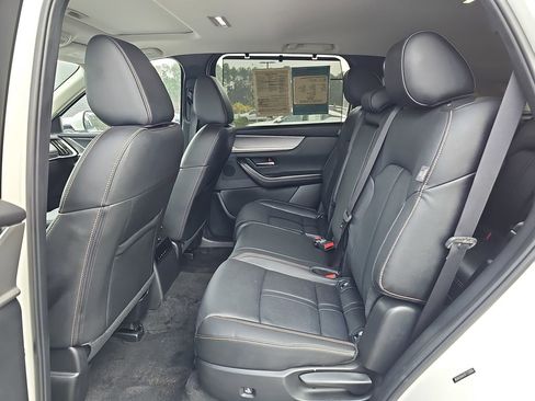 Used 2024 MAZDA CX-90 Plug-In Hybrid w/ Preferred image 19