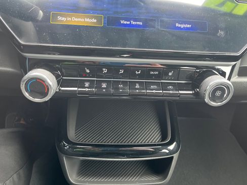 New 2027 Chevrolet Bolt LT w/ Comfort Package image 27