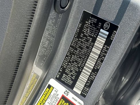 Used 2026 Toyota Camry SE FWD image 35