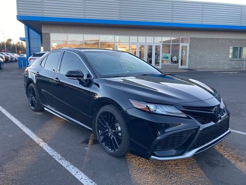 Used 2023 Toyota Camry XSE w/ Navigation Package image 1