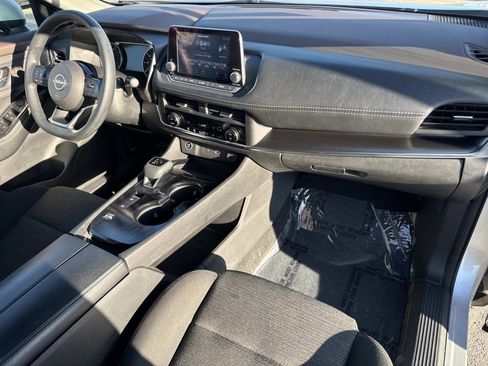 Used 2023 Nissan Rogue SV image 22
