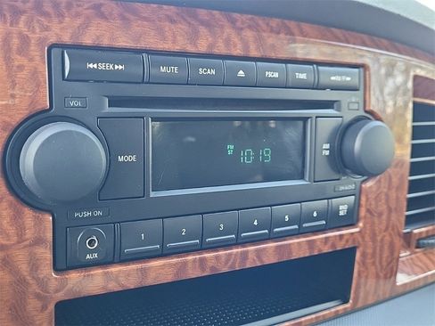 Used 2006 Dodge Ram 2500 Truck SLT w/ Quad Cab Big Horn Value Group image 24