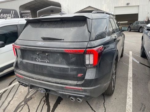 Used 2025 Ford Explorer ST w/ Sun And Sound Package image 3
