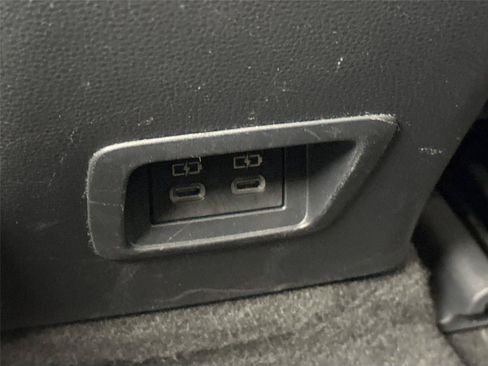 Certified 2023 Toyota Corolla Cross LE FWD image 37