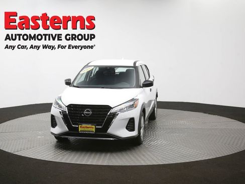 Used 2024 Nissan Kicks S FWD image 53