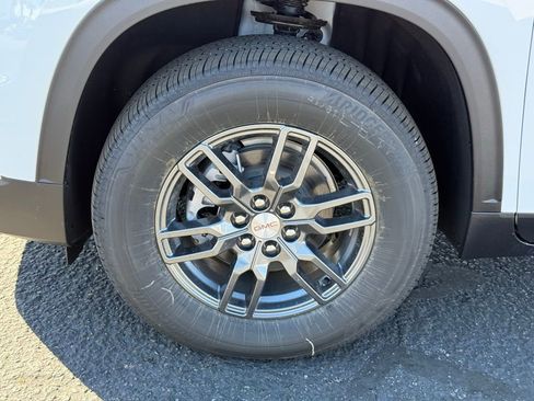 New 2026 GMC Acadia Elevation w/ LPO, Floor Liner Package image 9