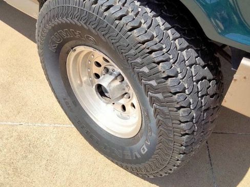 Used 1993 Ford Bronco Eddie Bauer image 22