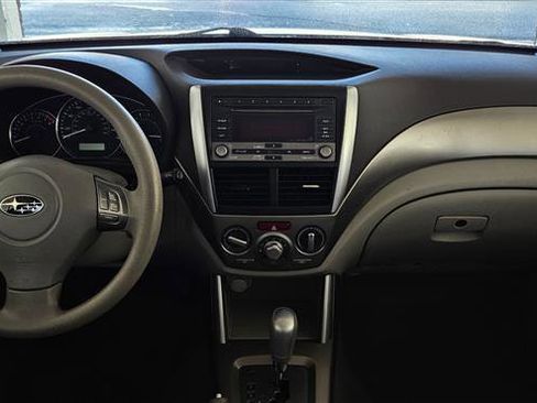 Used 2010 Subaru Forester 2.5X Premium w/ Rugged Pkg 1C image 9