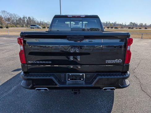 Used 2023 Chevrolet Silverado 1500 High Country image 6