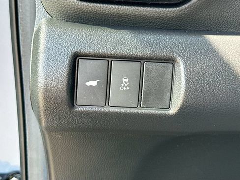 Used 2024 Honda Pilot Touring image 10