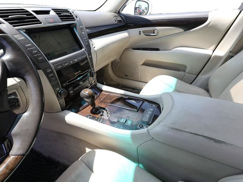 Used 2007 Lexus LS 460 L RWD image 19