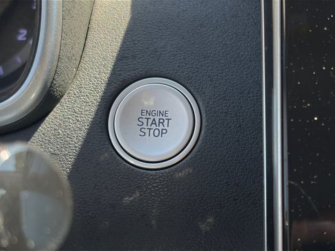 Used 2022 Hyundai Tucson SEL FWD image 22