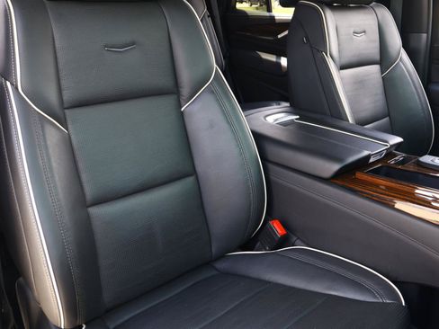 Used 2024 Cadillac Escalade Premium Luxury w/ Performance Package RWD image 20