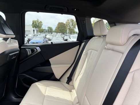 Used 2026 BMW X3 xDrive30 w/ Convenience Package image 33