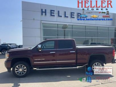 Used 2016 GMC Sierra 2500 Denali w/ Duramax Plus Package