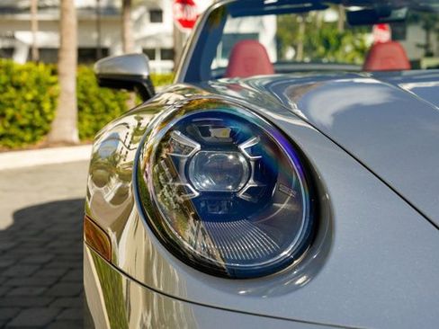 Used 2021 Porsche 911 Carrera image 38