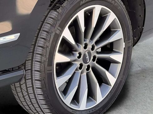 Used 2021 Lincoln Navigator L Reserve AWD/4WD image 43